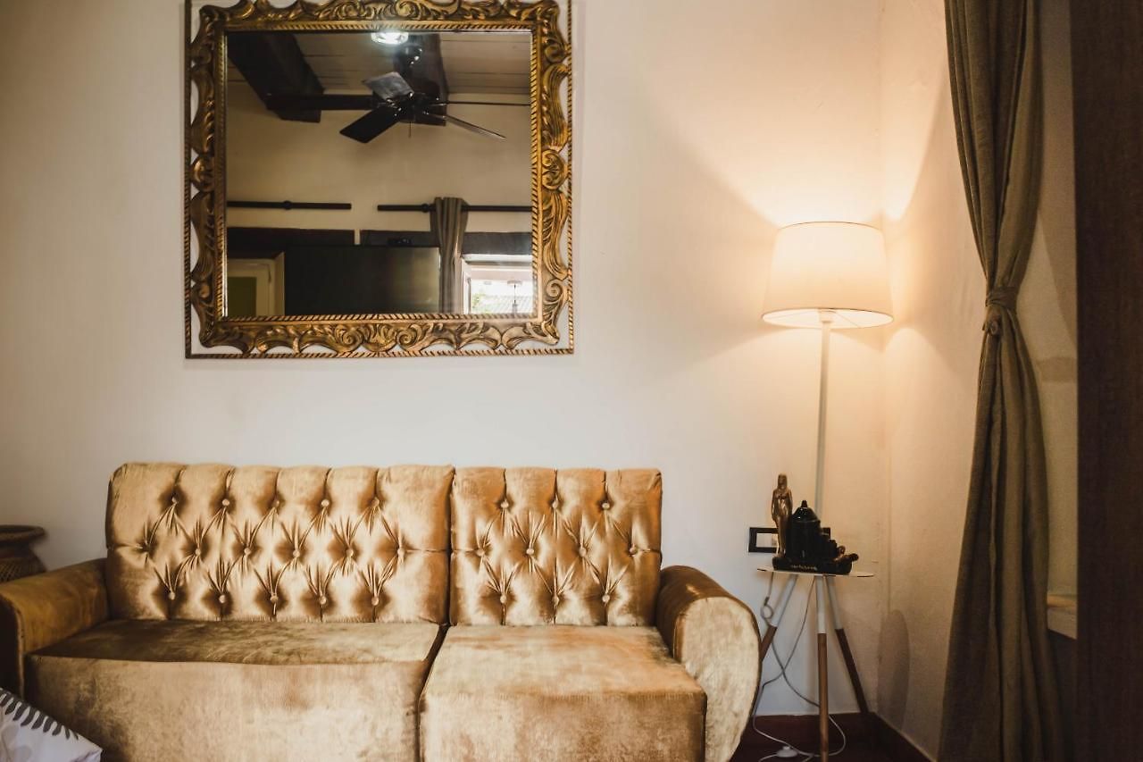 Guest house In Guest - Sd-1 With Balcony In The Old Air Conditioning And Wifi Cartagena