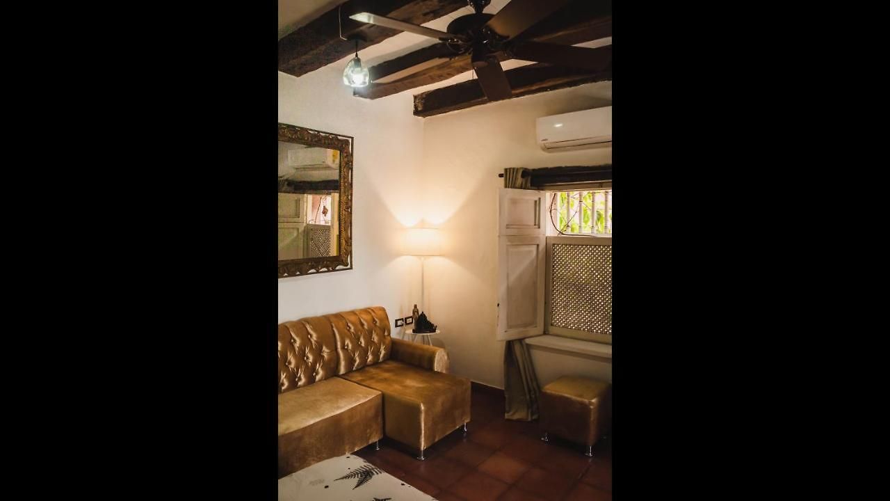 In Guest - Sd-1 With Balcony In The Old Air Conditioning And Wifi Cartagena