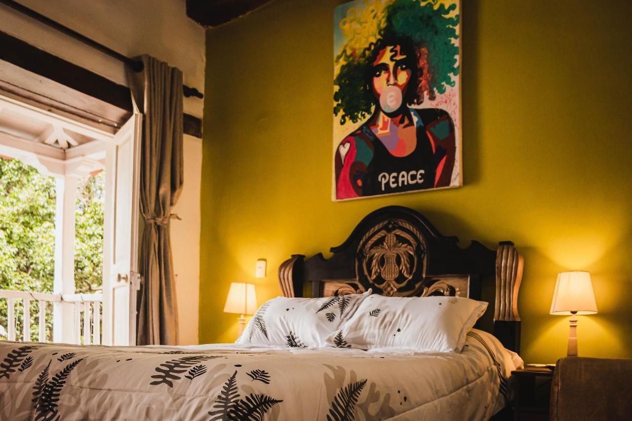 In Guest - Sd-1 With Balcony In The Old Air Conditioning And Wifi Guest house Cartagena