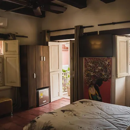 In Guest - Sd-1 With Balcony In The Old Air Conditioning And Wifi Cartagena